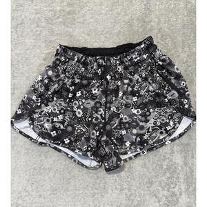 Lululemon Womens Tracker Short Seawheeze 2017 Counter Culture Black White 6‎